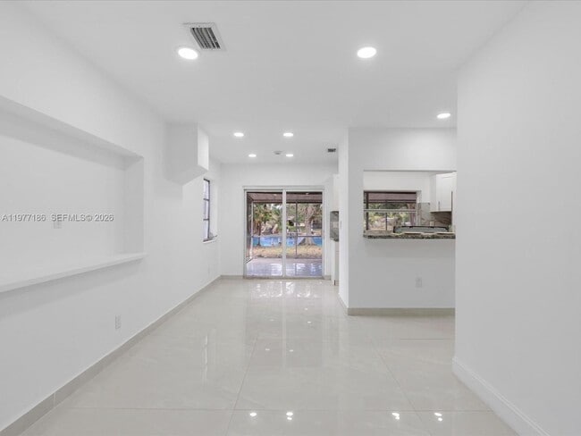 Foto del edificio - 4331 SW 31st Dr