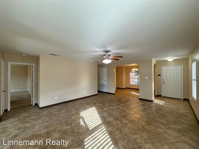 Building Photo - 3 br, 2 bath House - 6203 Griffith Loop