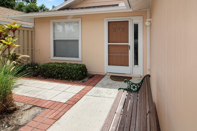 Building Photo - Bird Bay Annual Condo for Rent