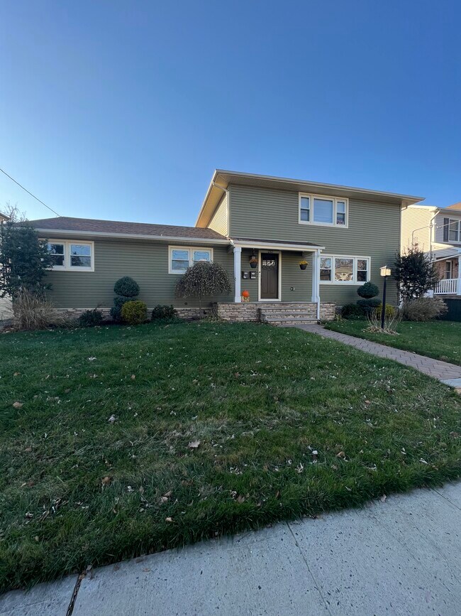 Foto del edificio - 232 N 9th St