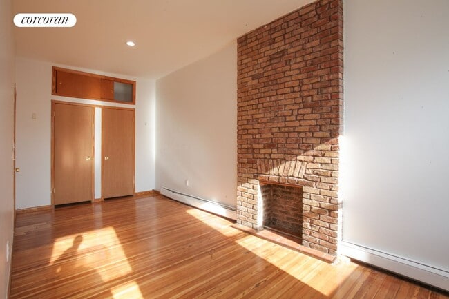 Building Photo - 707 Myrtle Ave