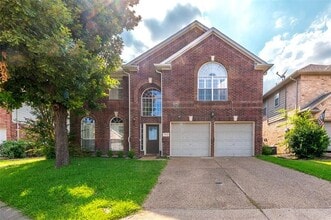 Building Photo - 5032 Enclave Ct
