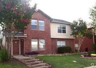 Building Photo - 2120 Glenhaven Dr