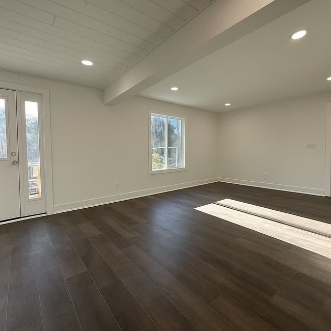 Building Photo - 5301 Urbandale Ave