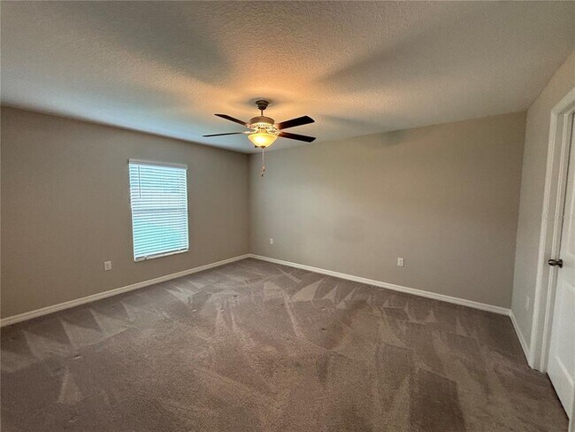 Foto del edificio - 9431 Channing Hill Dr