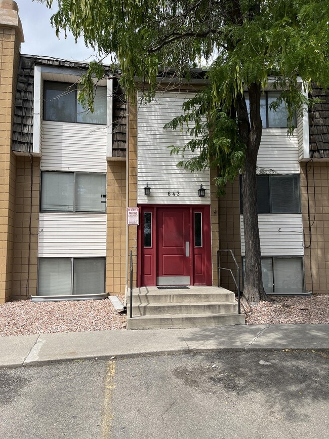 Building Photo - 643 Swenson Ave