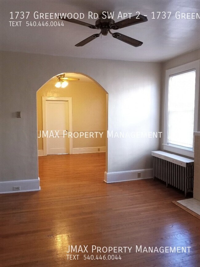 Building Photo - This property has a no security deposit op...