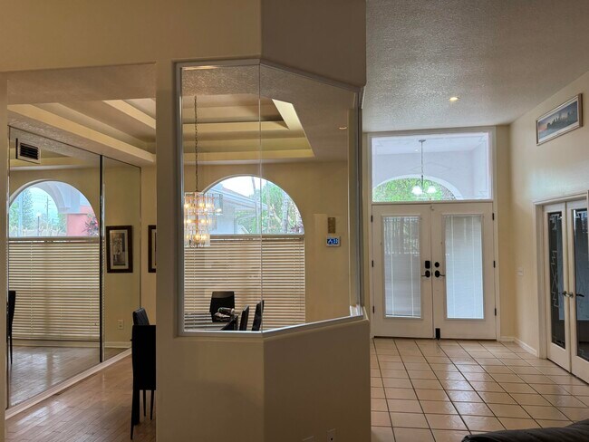 Building Photo - 1872 SW Airoso Blvd