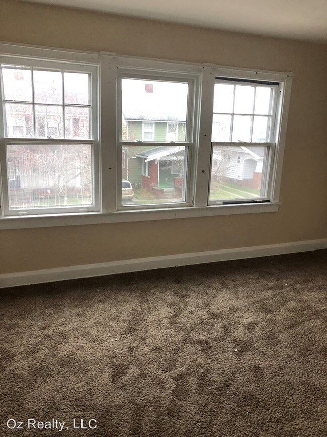 Building Photo - 3 br, 1 bath House - 1654 Kalida Dr