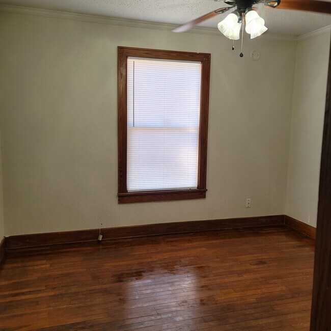 Foto del edificio - 31707 Waller Tomball Rd