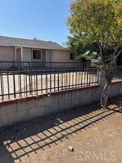 Foto del edificio - 10851 Inez St