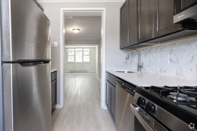 2 habitaciones, 1 baño - 949 pies cuadrados - Cocina - Cortlandt Living