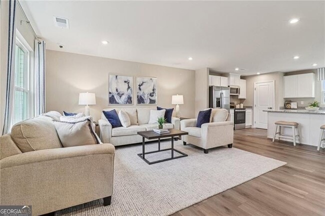 Foto del edificio - 6643 Red Oak Wy