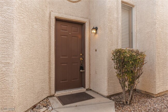 Foto del edificio - 1637 Eagle Peak Way