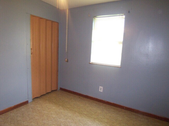 Building Photo - 3226 Olcutt St