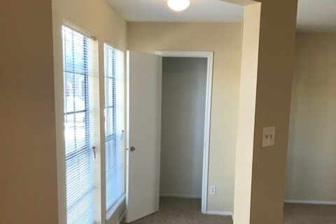 Building Photo - Cambridge Village