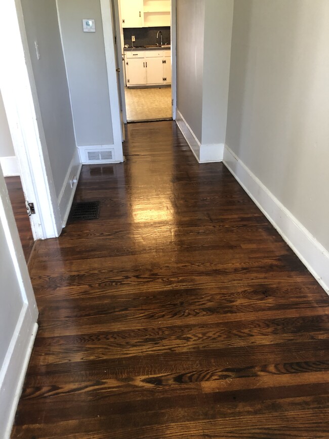Foto del edificio - 4813 N Main St