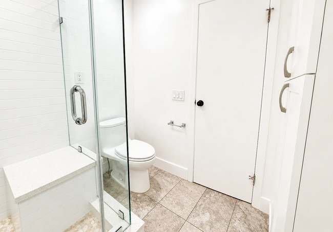 Building Photo - 6986 Elegance Ct