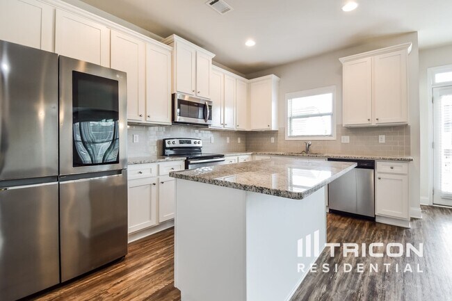 Building Photo - 4094 Evelyn View Ct