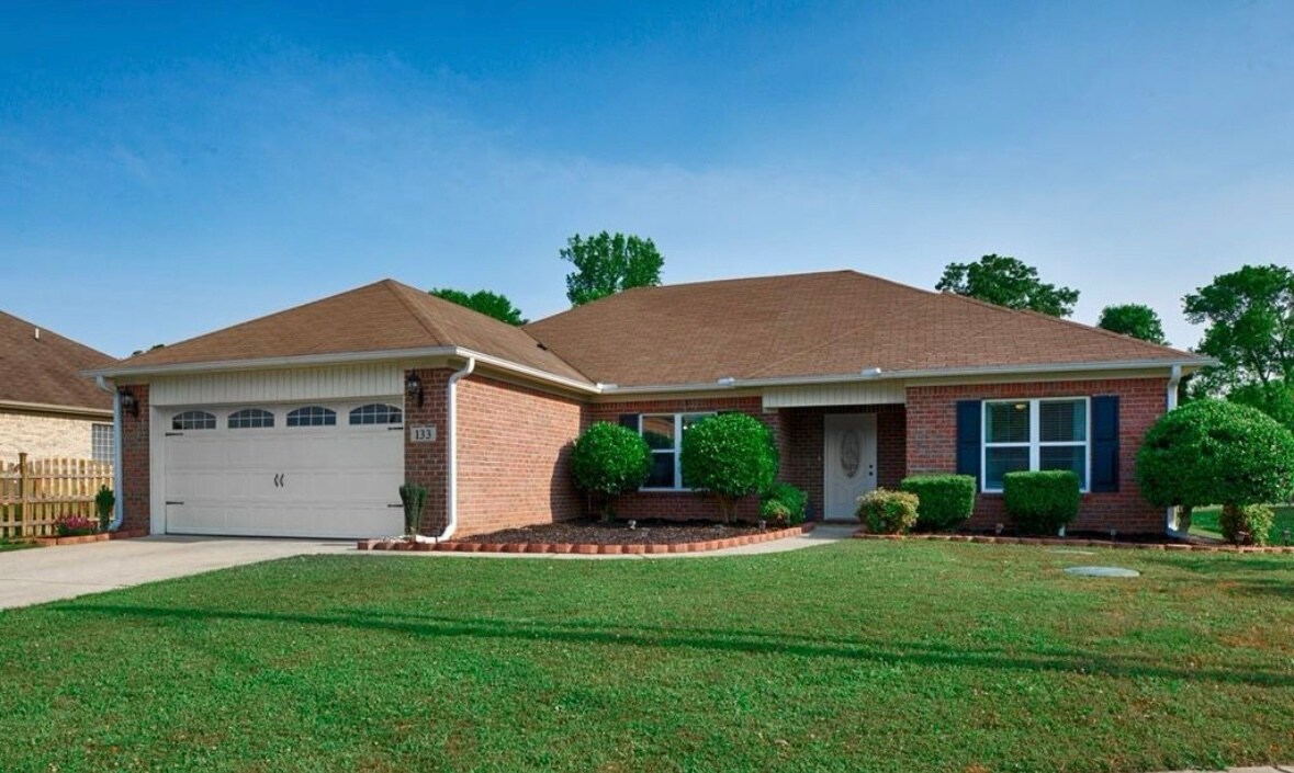 Foto principal - 133 Vasser Farms Dr
