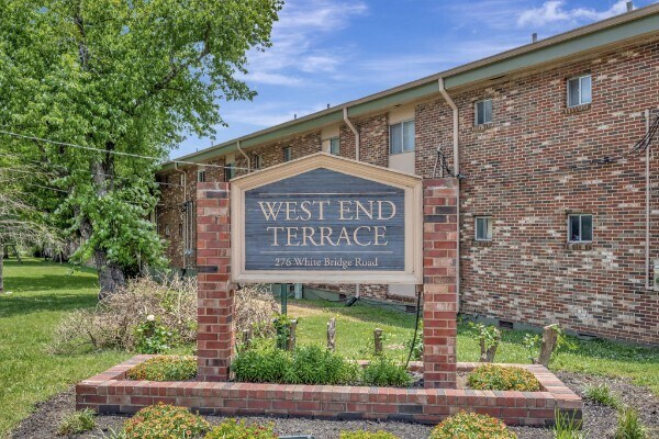 Foto principal - 276 White Bridge Pike