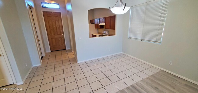 Building Photo - 5236 N Celestine Ct