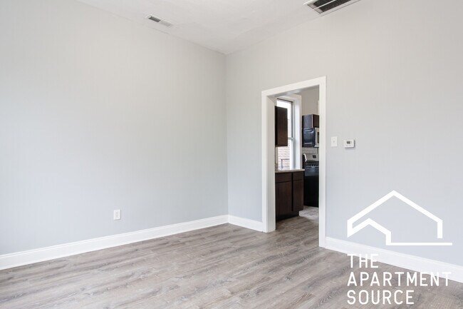 Building Photo - 2903 W 25th St