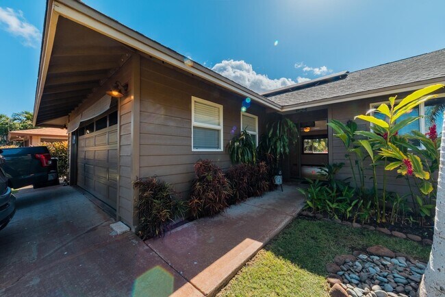 Building Photo - 309 Wainohia St