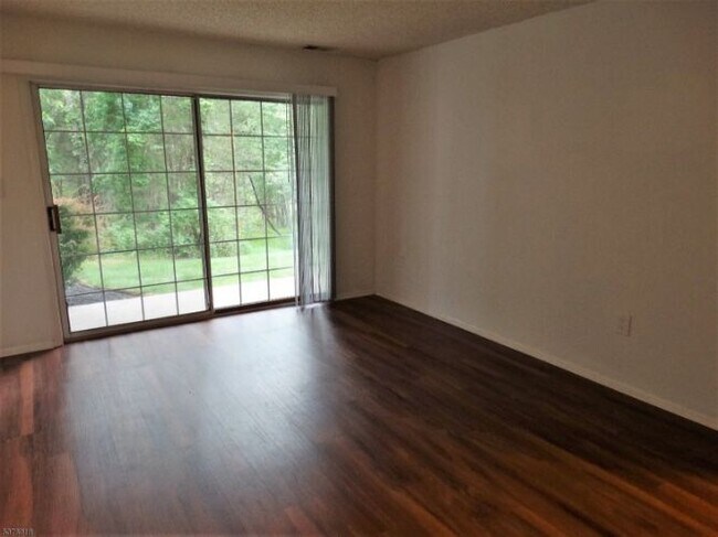 Foto del edificio - 1238 Magnolia Ln