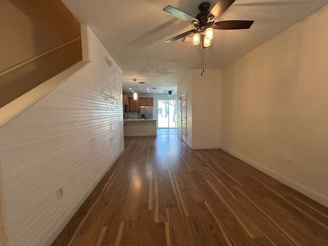 Foto del edificio - Charming Sawgrass Village Townhome with Pond Views & Modern Comfort