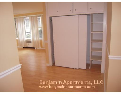 Primary Photo - 107 Brighton Ave