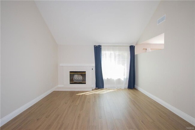 Building Photo - 21166 Vista Del Sol