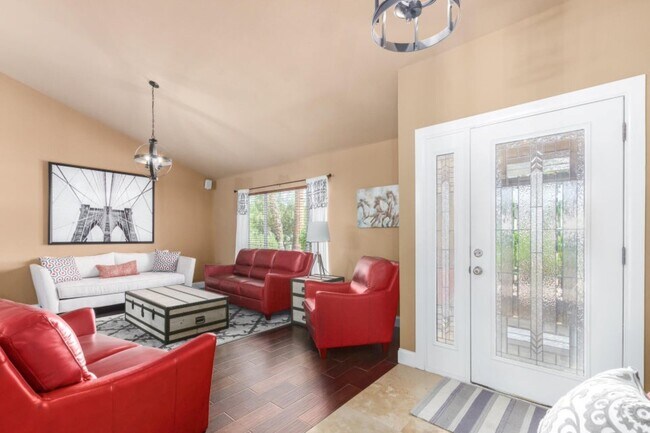 Building Photo - 9373 E Altadena Ave