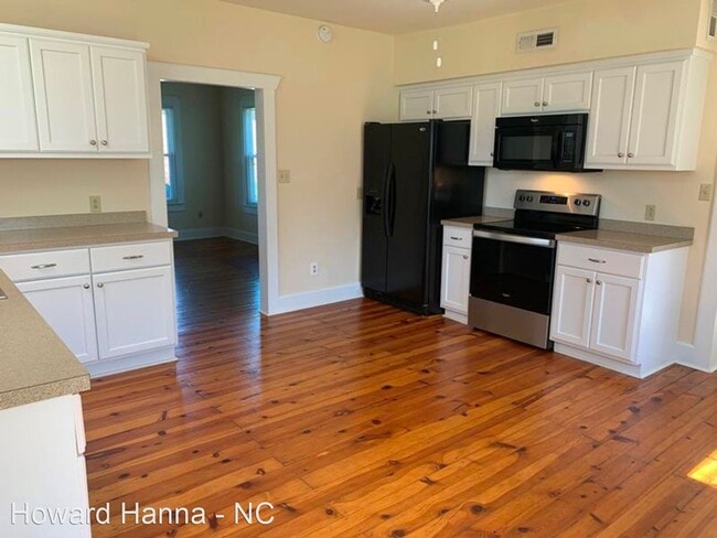 Building Photo - 3 br, 2 bath House - 117 Church Street