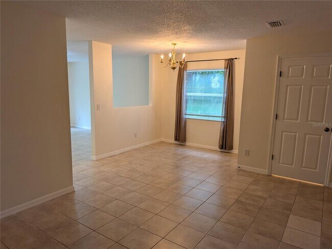 Foto del edificio - 4522 Winding River Way