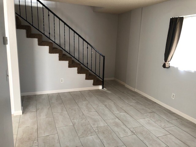 Living Room - 6720 Newlin Ave