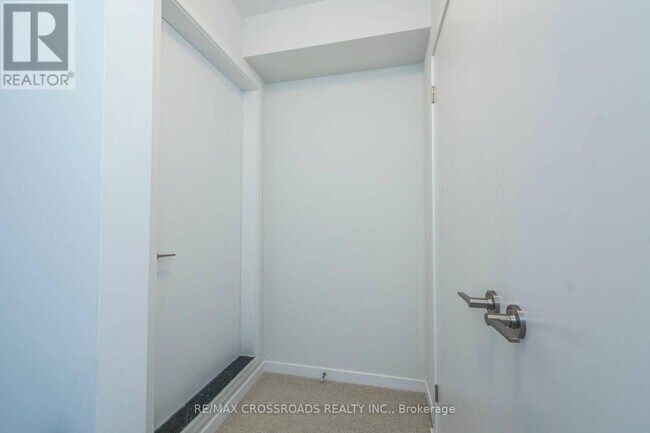 Photo du bâtiment - 140 Honeycrisp Cres