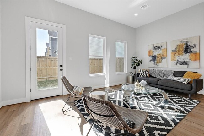 Foto del edificio - 4228 Knoxville St