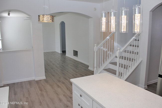 Building Photo - 2542 Cinnamon Springs Trail
