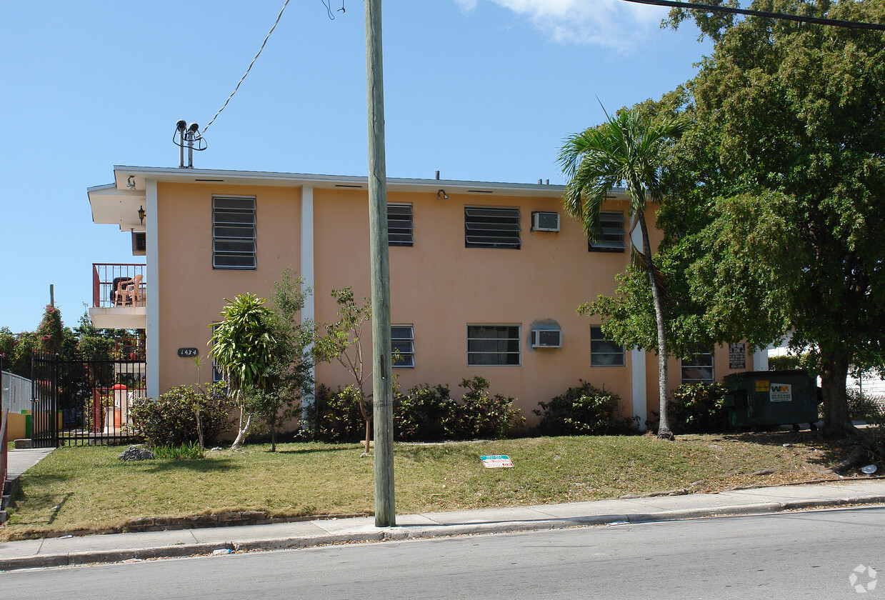 Primary Photo - 1434 NW 2nd St
