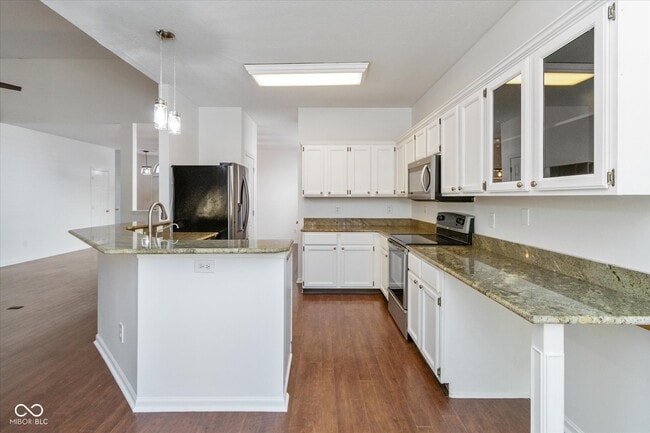 Building Photo - 10276 Lakeland Dr