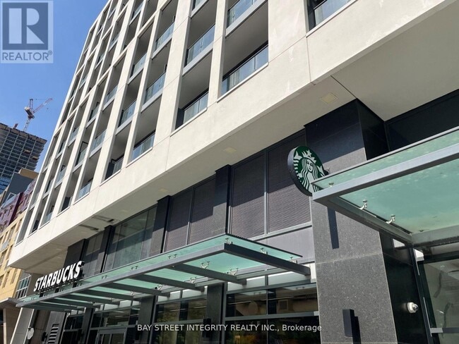 Building Photo - 251 Jarvis St