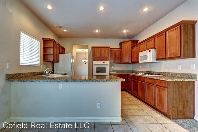 Building Photo - 10532 Brownsville Ave