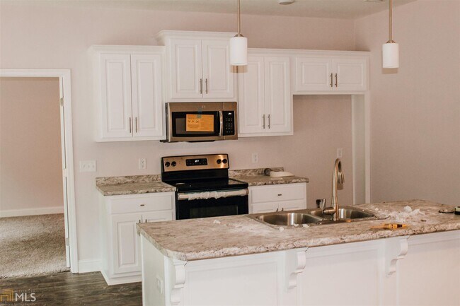 Building Photo - 102 High Cotton Dr