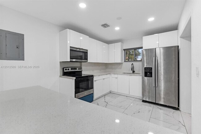 Foto del edificio - 4530 SW 25th St