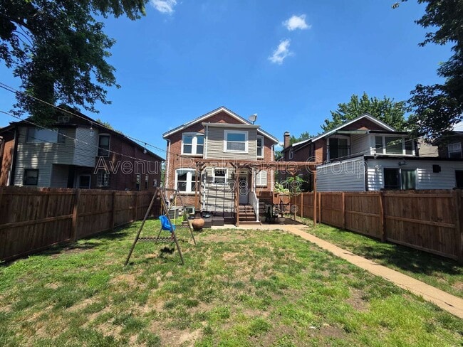 Building Photo - 4114 Alma Ave