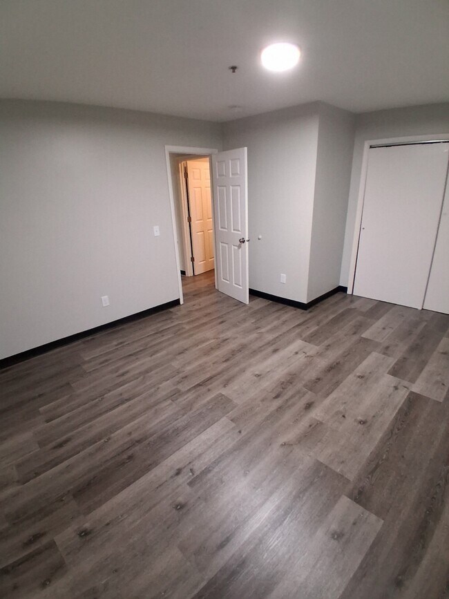 Foto del edificio - 204 Grand Ave