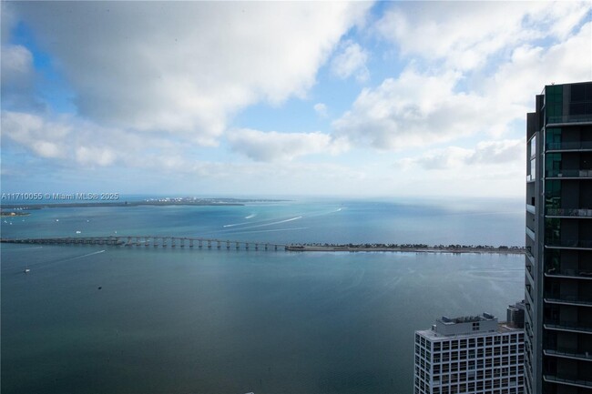 Foto del edificio - 1425 Brickell Ave