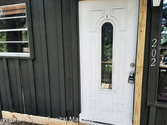 Foto del edificio - 4 br, 1 bath House - 202 Cypress Bend Drive