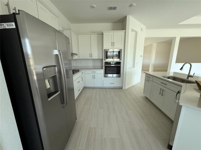 Building Photo - 5543 Lightning Whelk Ln